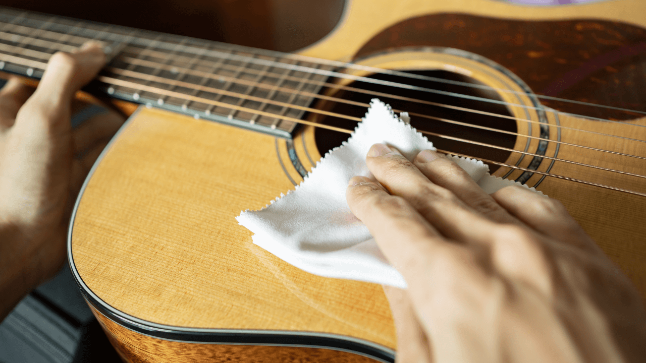 how to clean a guitar